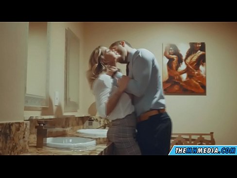 ❤️ وقتی یک بلوند بی تنه شما را در یک دستشویی عمومی اغوا می کند ️❌ فقط پورنو در پورنو fa.analizatorkrovi.ru